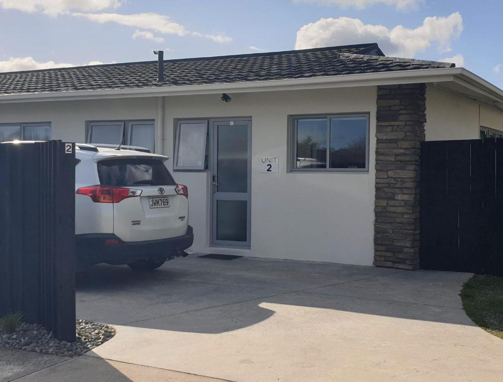 Rose Apartments Central Rotorua- Accommodation & Private Spa - Resim 22