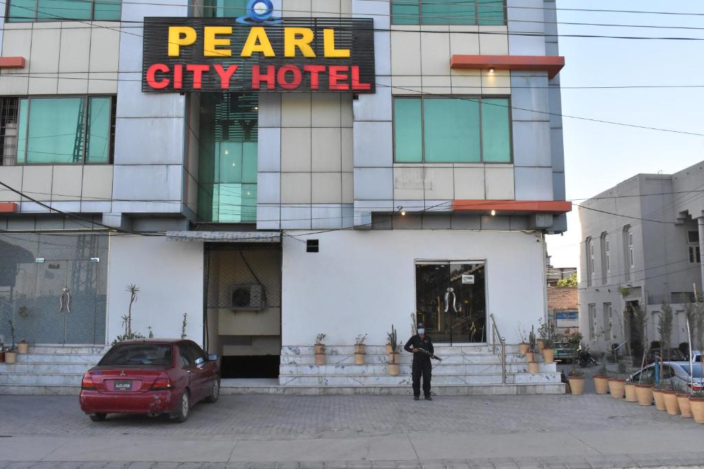 Pearl City Hotel, Kary (updated prices 2024)
