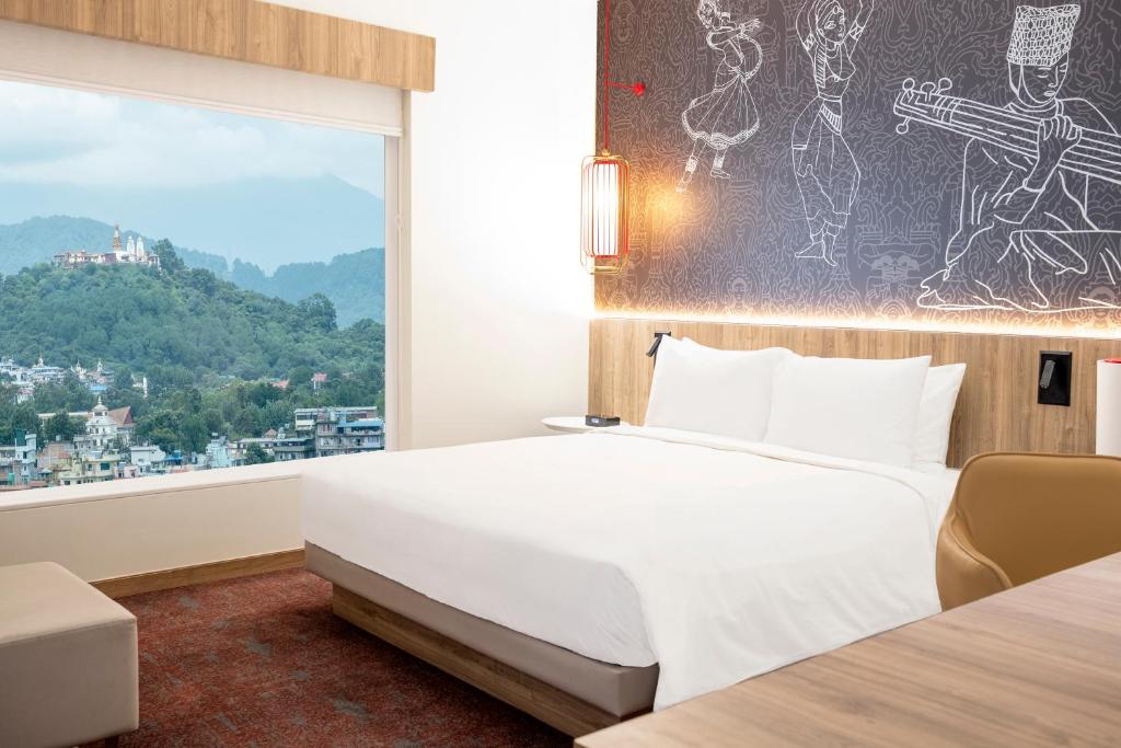 Nespecifikovaný výhled na hory nebo výhled na hory při pohledu z hotelu