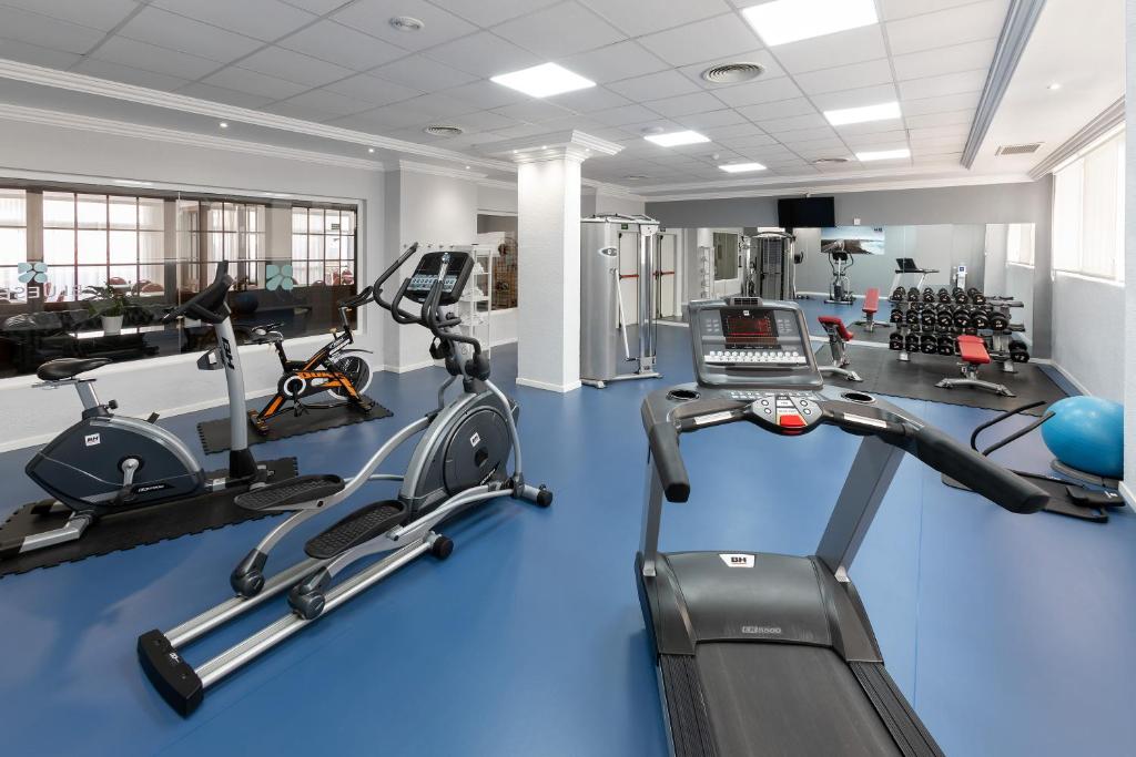 Fitnesa centrs un/vai fitnesa iespējas naktsmītnē Complejo BLUESEA Puerto Resort compuesto por Hotel Canarife y Bonanza Palace