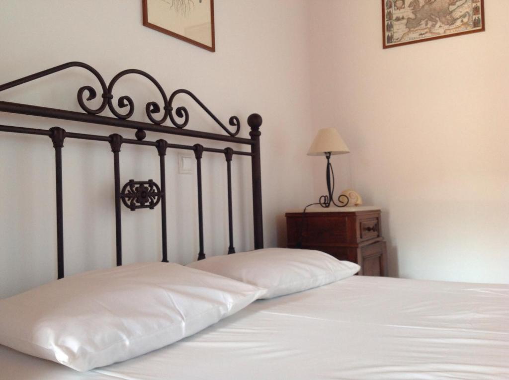 Postel nebo postele na pokoji v ubytování Alexandraki Rooms