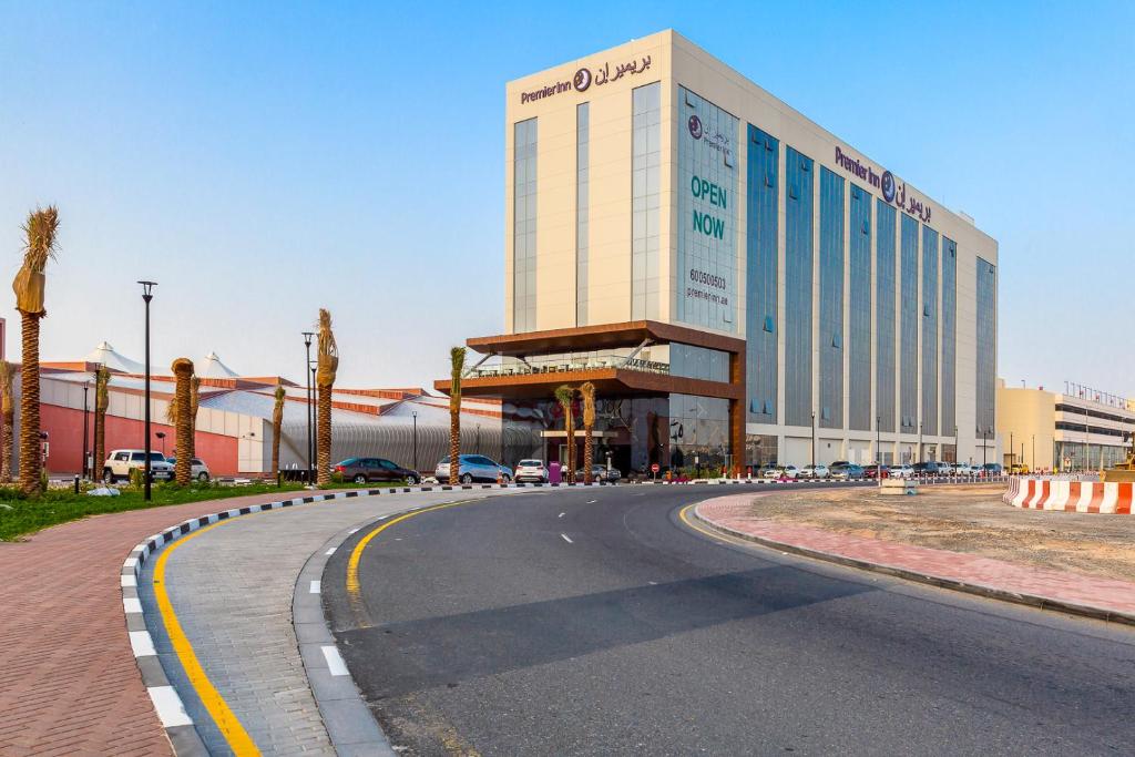 Premier Inn Dubai Dragon Mart - Resim 31