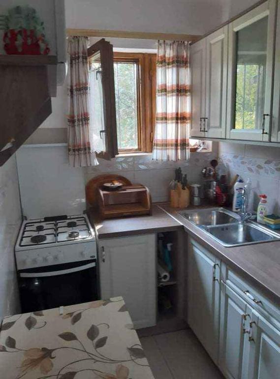 Fotografia z galérie ubytovania Holiday home in Balatonmariafürdo 19288 v destinácii Balatonmáriafürdő