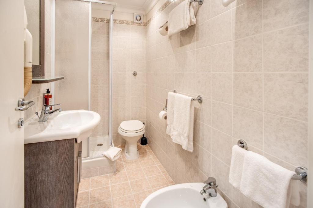 Koupelna v ubytování Hotel Mirti