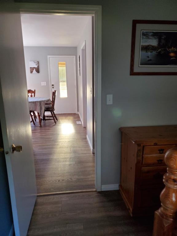 Foto de la galeria de Michaels Bay Getaway on Manitoulin Island a South Baymouth