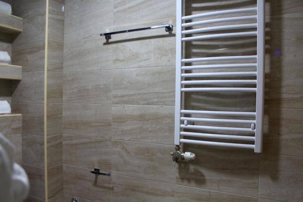 A bathroom at Exceptional Accommodation