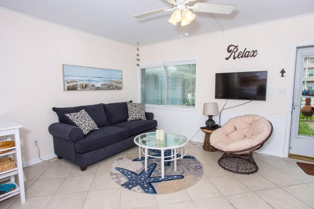 Gulf Winds Unit 5 - Housity