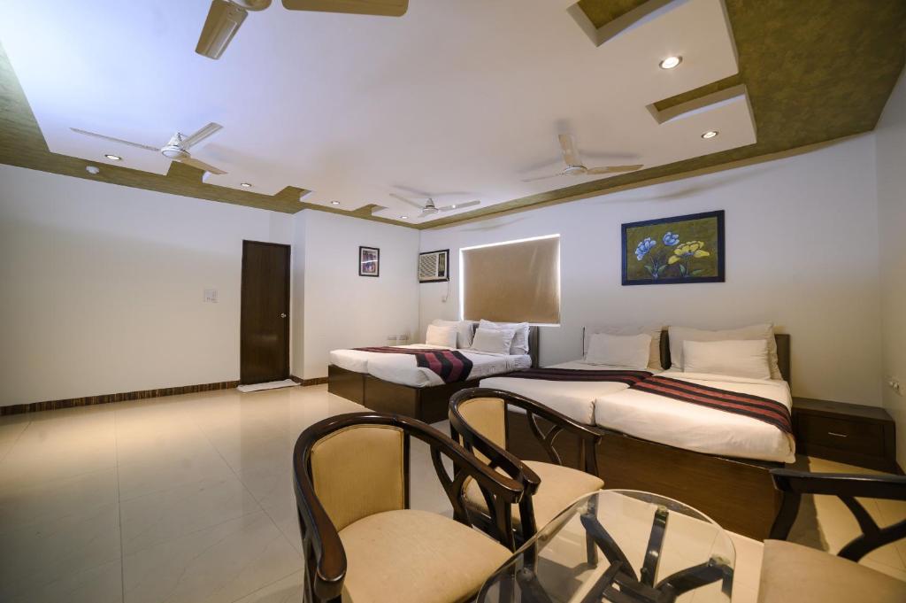 Hotel Karan Vilas - Chambre Quadruple Avec Vue Sur Le Jardin