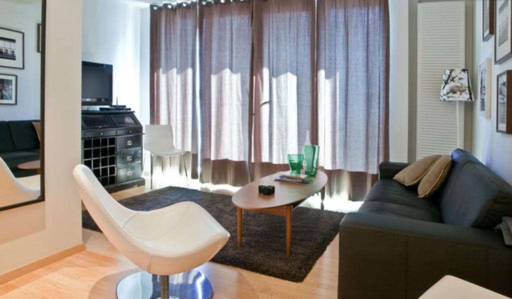 Posezení v ubytování City Center Luxury Apartment
