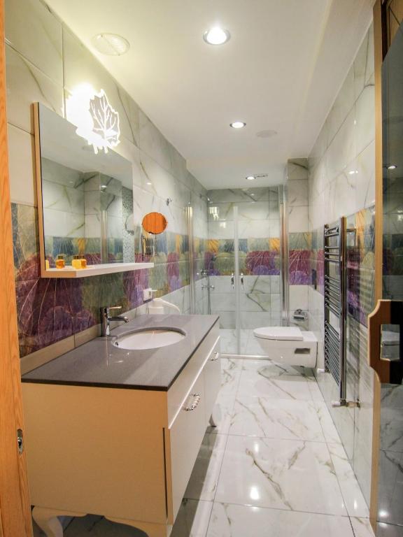Koupelna v ubytování Yildiz Apart Hotel