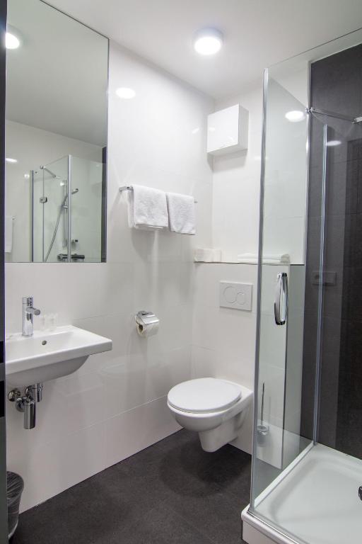 Hotel Avion - Resim 7