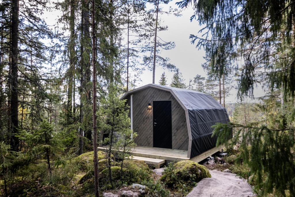 Haltia Lake Lodge nature boutique hotel & glamping