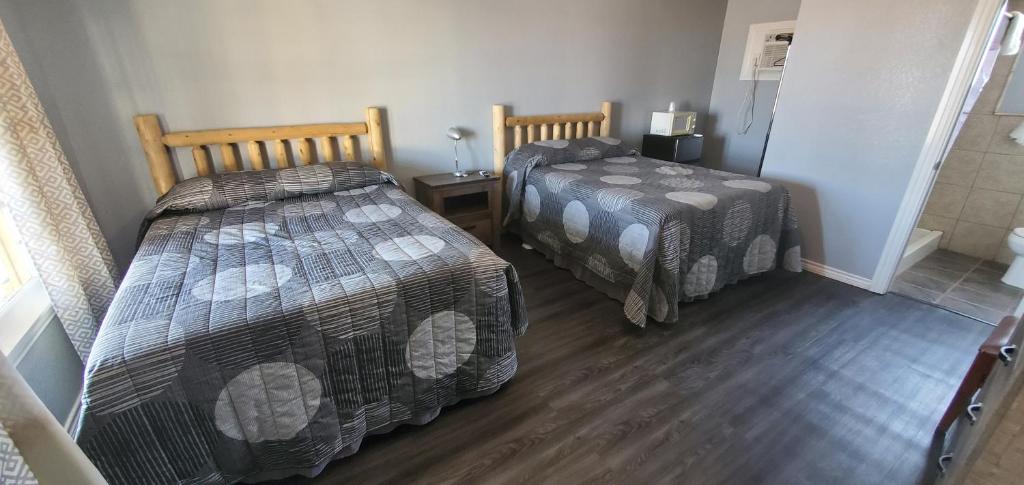Town & Country - Standard Double Or Twin Room