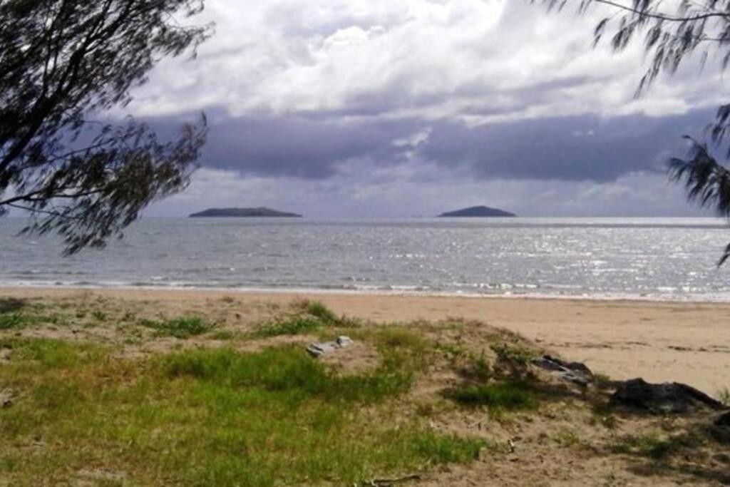 Sea View Villa. 2 bedroom. Sleeps 4. Free WIFI - Appartement De Deux Chambres