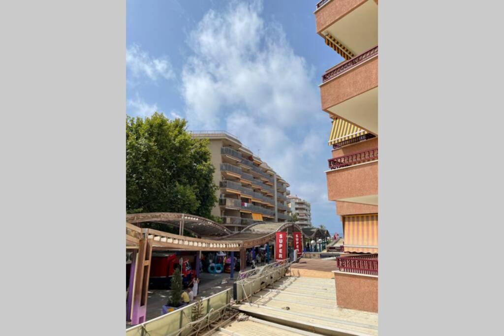 The building in which Az apartmant is located