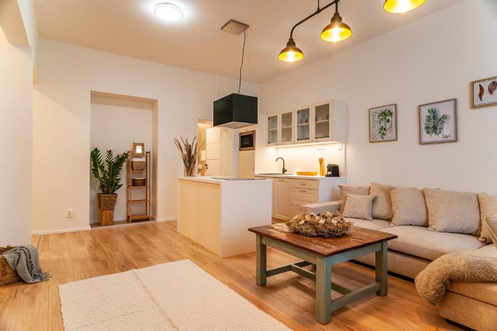 STING Boutique Apartments - 