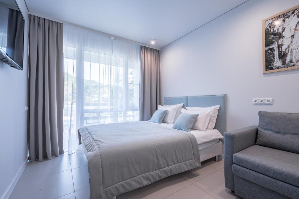 The summer suites