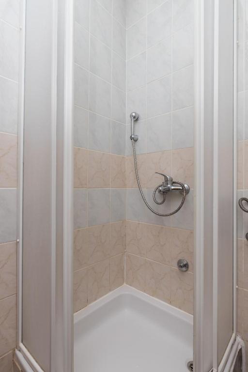 Kúpeľňa v ubytovaní Apartments & Room Eva Slano