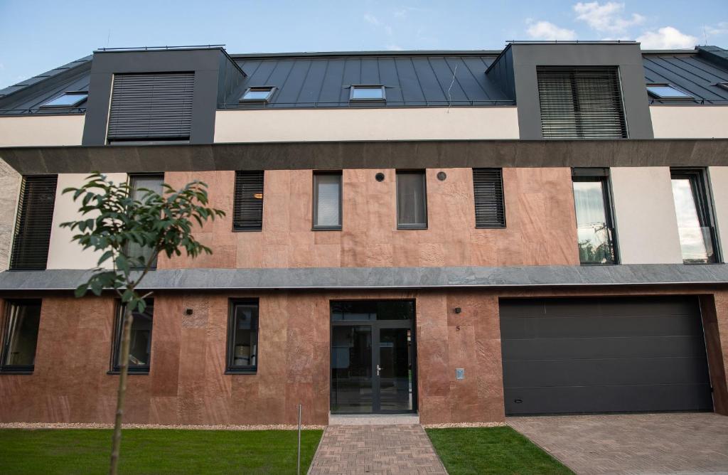 Budova, kde se apartmán nachází