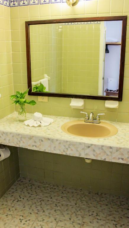 Koupelna v ubytování Vallartasol Hotel