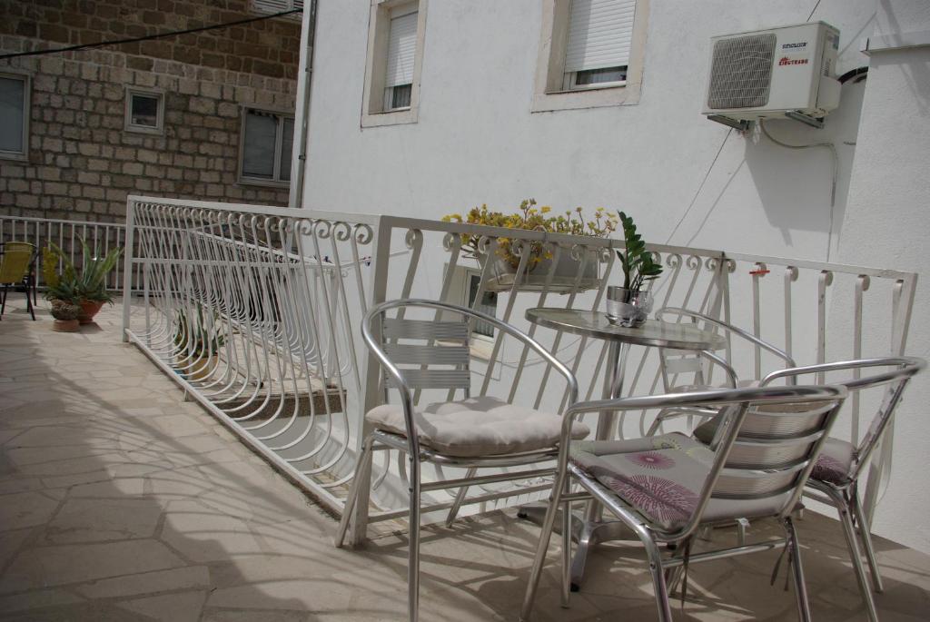 Apartments Lux - Apartamento De Lujo De Una Habitación