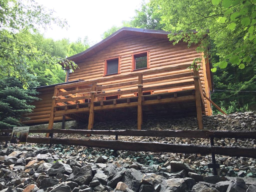 The building in which the holiday home is located