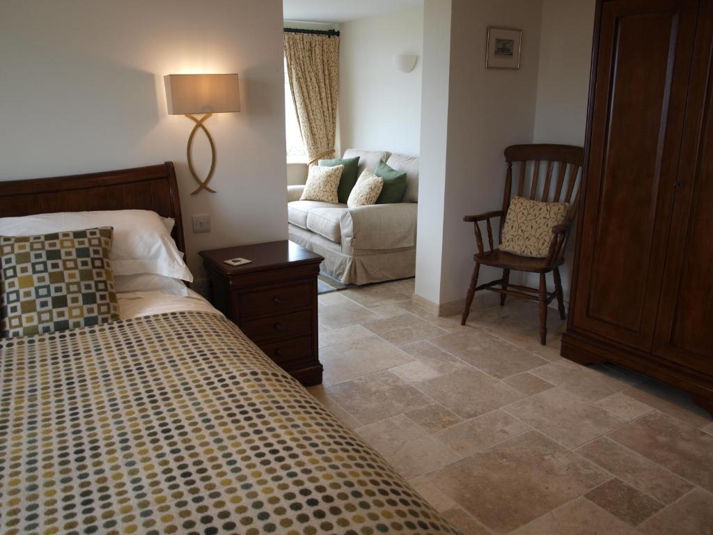 Seating area sa Craig-Y-Mor Bed & Breakfast with sea views Whitesands St Davids