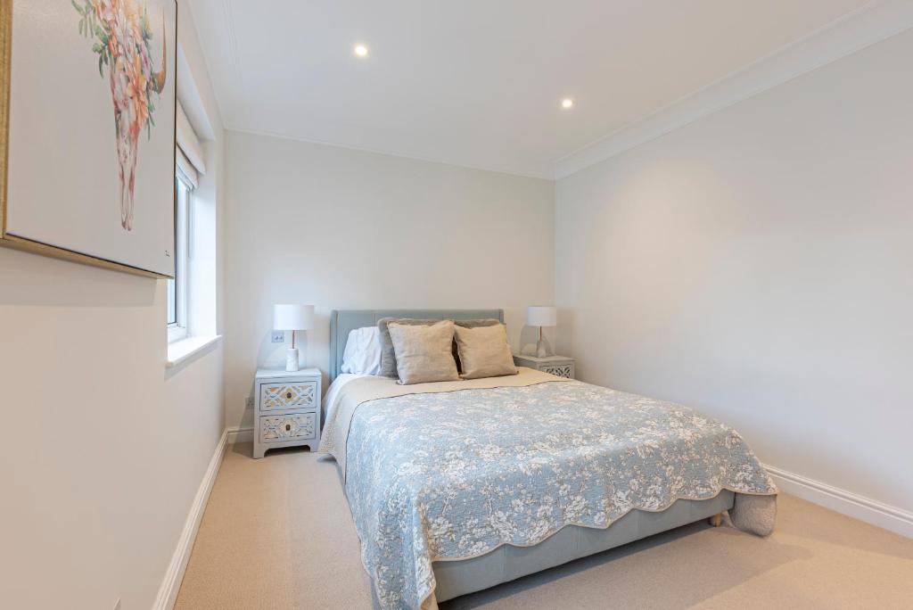 Fotografie z fotogalerie ubytování JOIVY Stunning 3 bed,2 bath house with roof terrace in Chelsea v Londýně