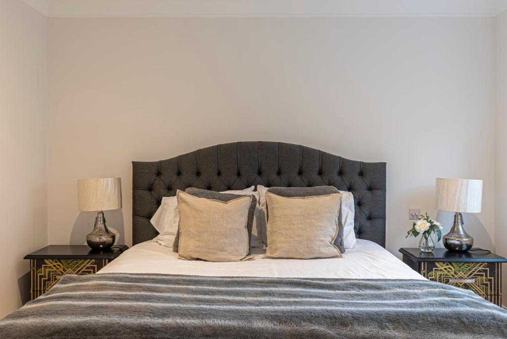 Fotografie z fotogalerie ubytování JOIVY Stunning 3 bed,2 bath house with roof terrace in Chelsea v Londýně