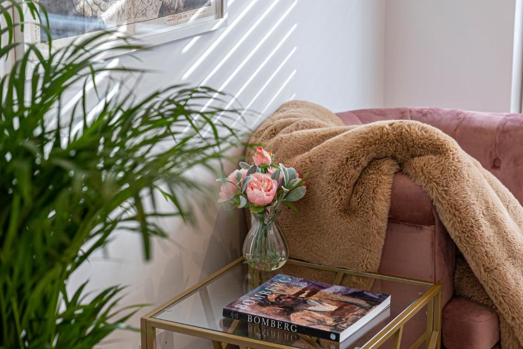 Fotografie z fotogalerie ubytování JOIVY Stunning 3 bed,2 bath house with roof terrace in Chelsea v Londýně