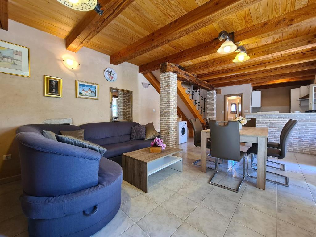 Posedenie v ubytovaní House Kavran 1186