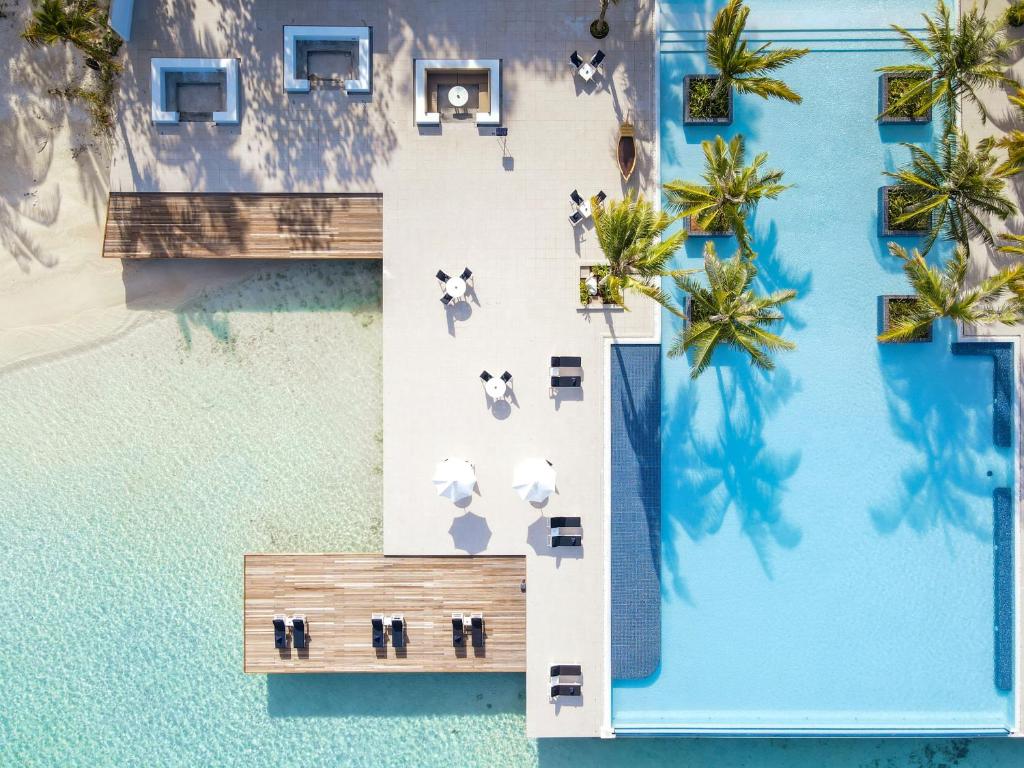 Bazén v ubytování Villa Nautica Paradise Island Resort nebo v jeho okolí