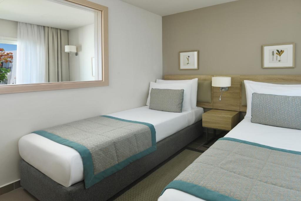 JAZ Fanara Residence - 10