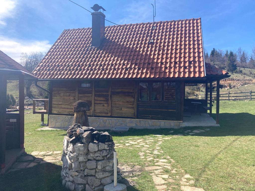 Budova, kde se prázdninový dům nachází