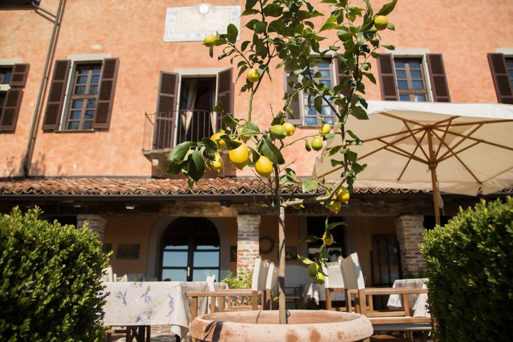 Balkón nebo terasa v ubytování Sunstar Hotel Piemont Castello di Villa
