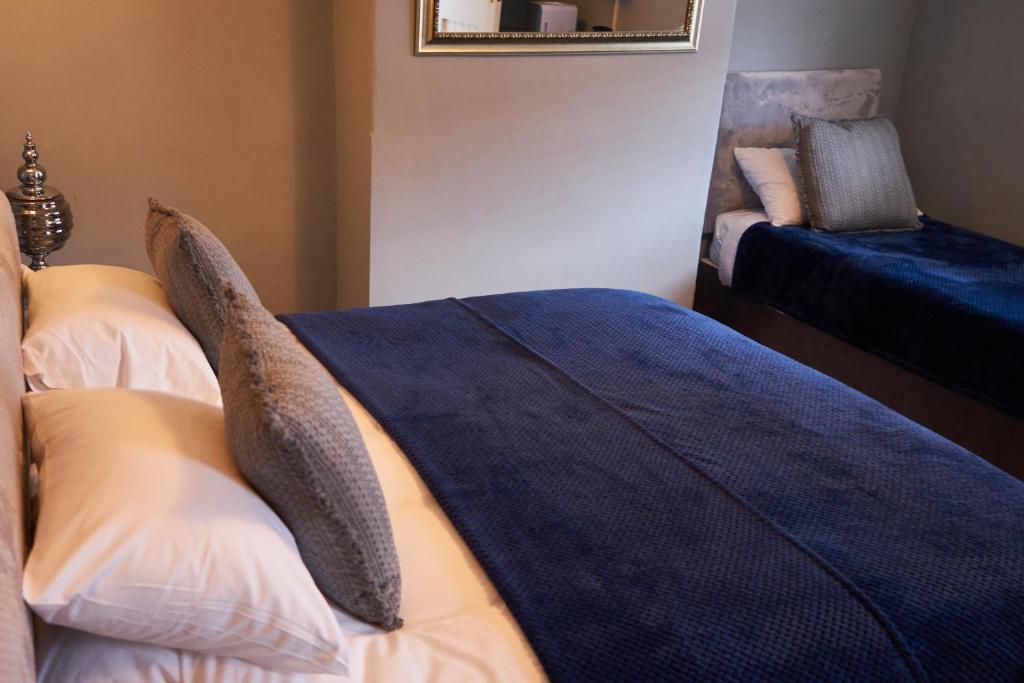 The Coachmakers Arms - Triple Room With Bath