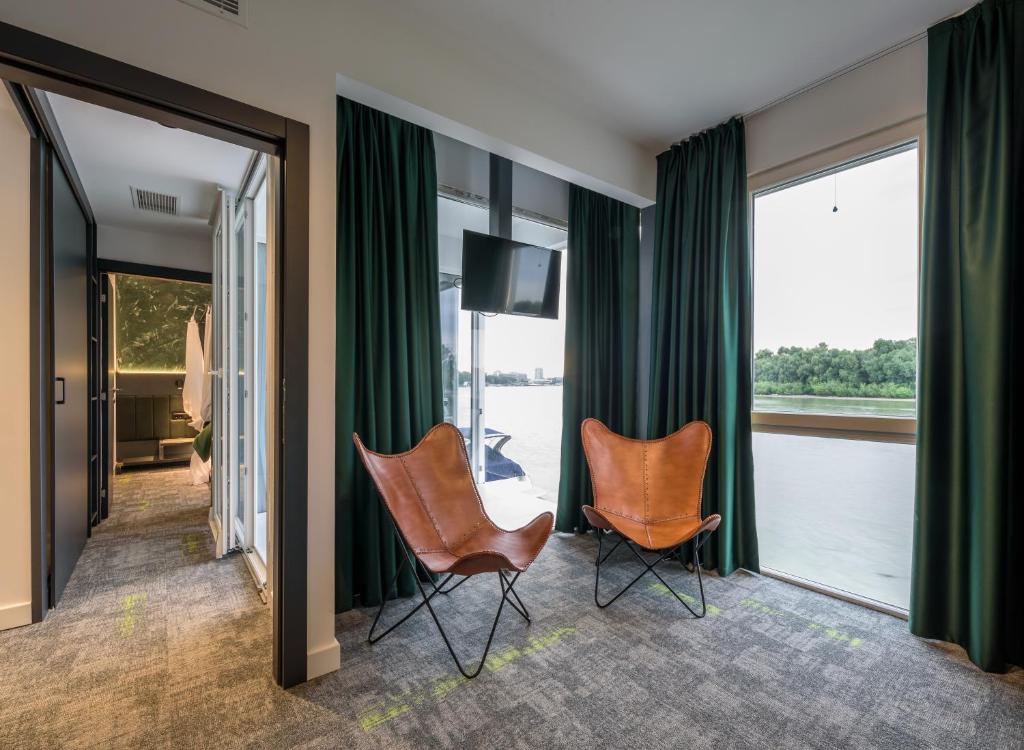 Posezení v ubytování Joy 5 Hotel & SPA