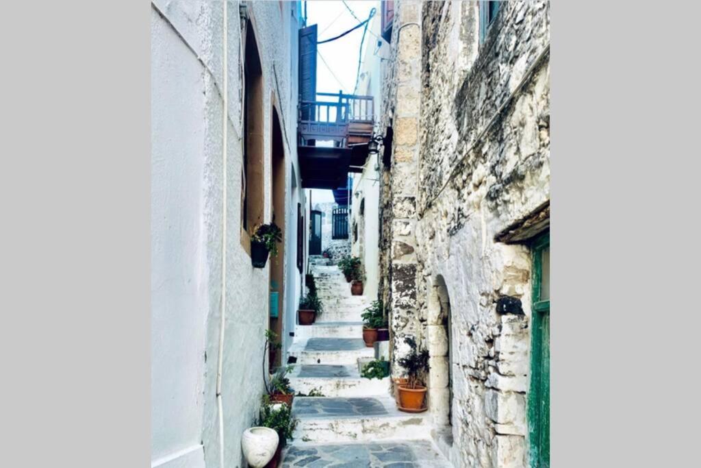 Fotografie z fotogalerie ubytování Lava House v destinaci Mandrákion
