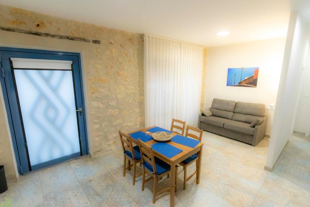 Casa Estrella y Casa Carmen, Denia – Updated 2023 Prices