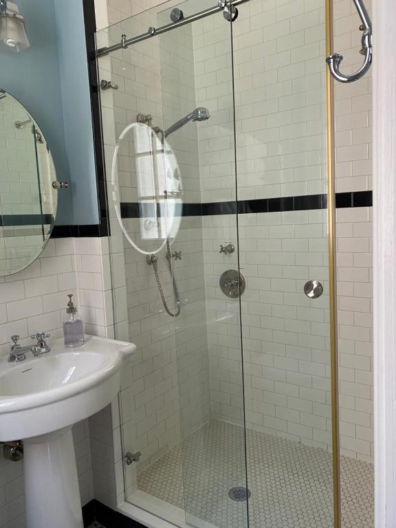City House Bed and Breakfast - Salle De Roi
