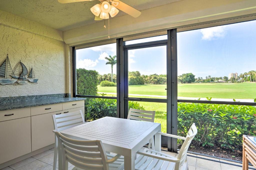 Condo in Kelly Greens Golf and Country Club!, Fort Myers, USA