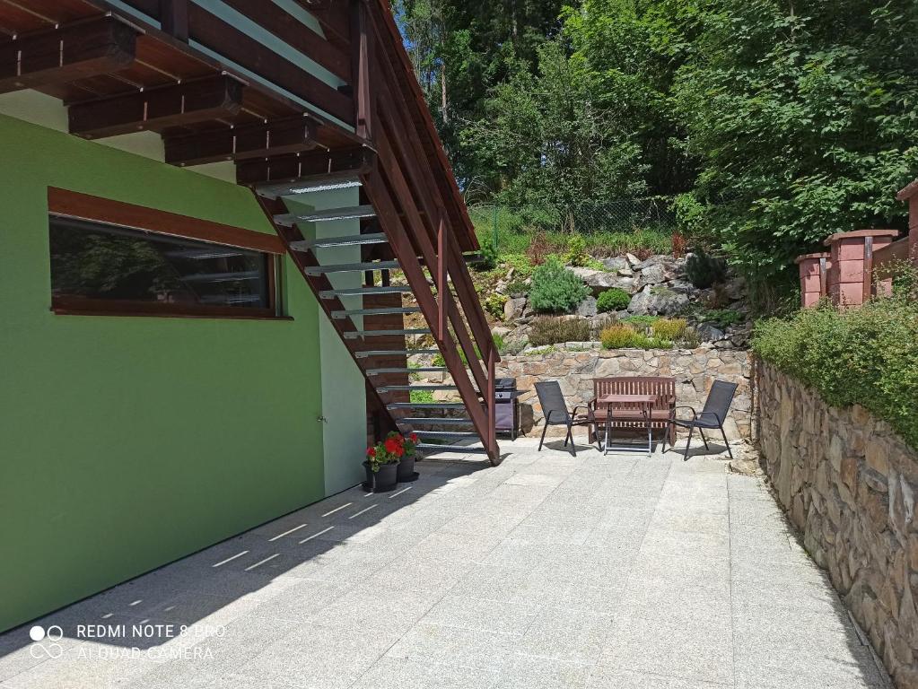 Zdjęcie z galerii obiektu Apartmá Na Lipně w mieście Horní Planá