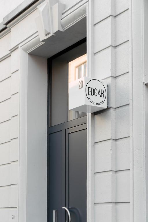 Certifikát, hodnocení, plakát nebo jiný dokument vystavený v ubytování Edgar Guesthouse