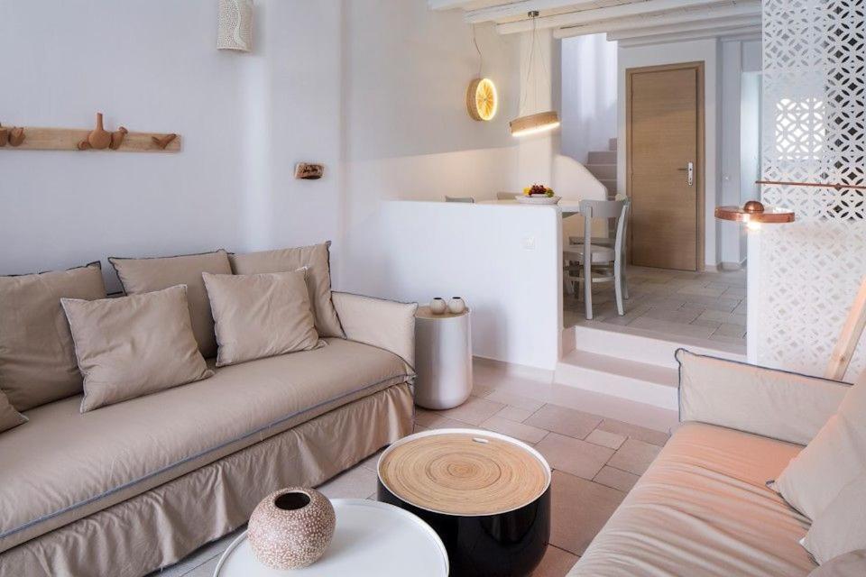 Deluxe Mykonos Villa Outdoor Pool Villa del Sol Sea Pool View 2 BDR Ornos Mykonos photo 2