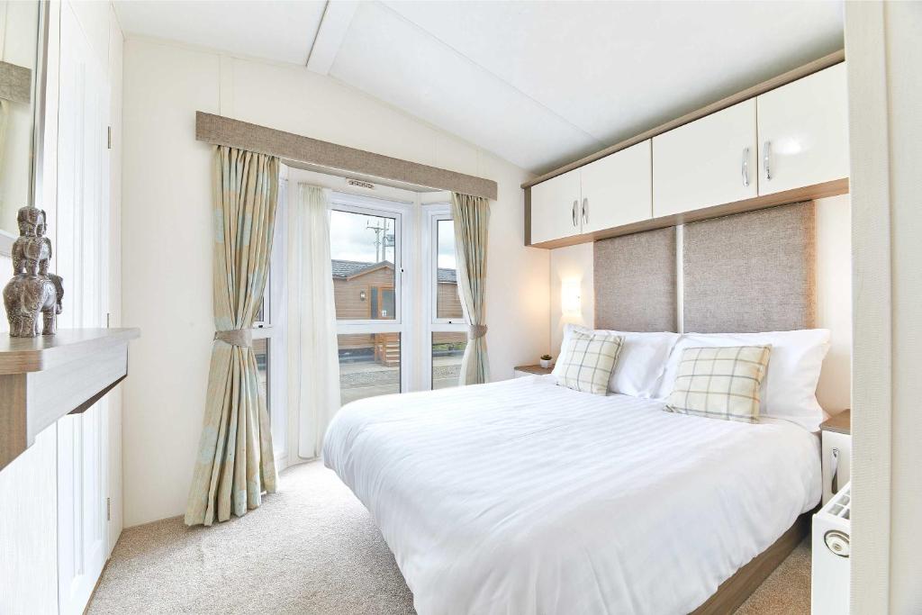 Host & Stay - Butterfly Lodge - Two-Bedroom House