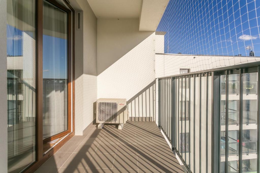 RentPlanet - Apartamenty Wolska - Studio With Balcony