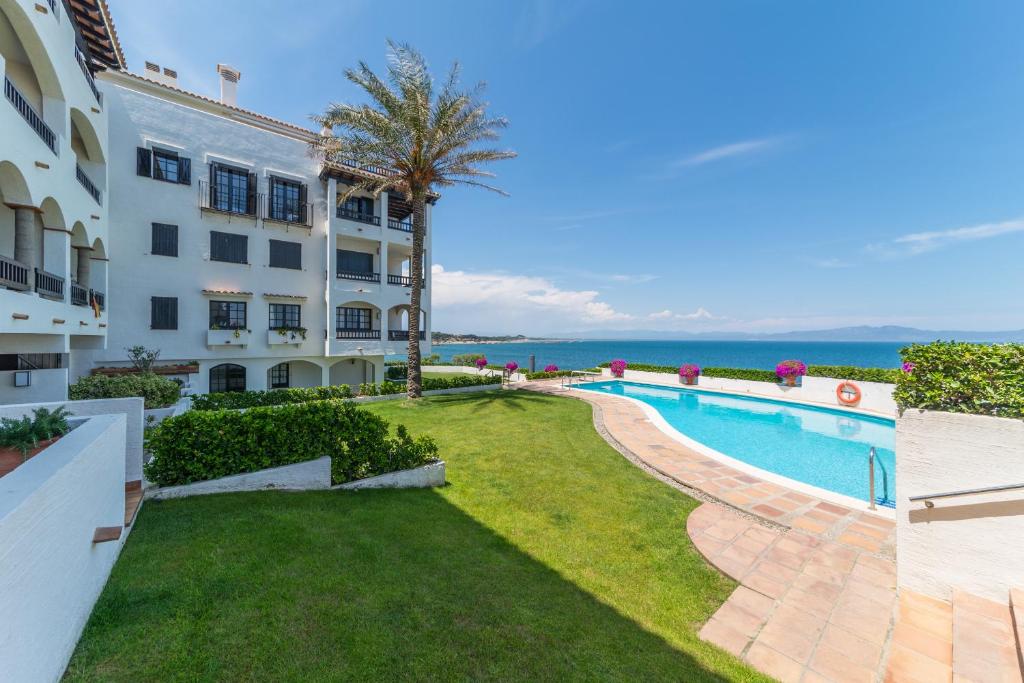 Bazén v ubytovaní Apartment Ivet alebo v jeho blízkosti