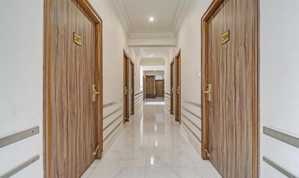Fotografie z fotogalerie ubytování Treebo Komfort Suites, 3 Km From Mysore Palace v destinaci Maisúr