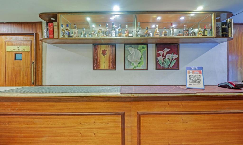 Lounge nebo bar v ubytování Treebo Komfort Suites, 3 Km From Mysore Palace