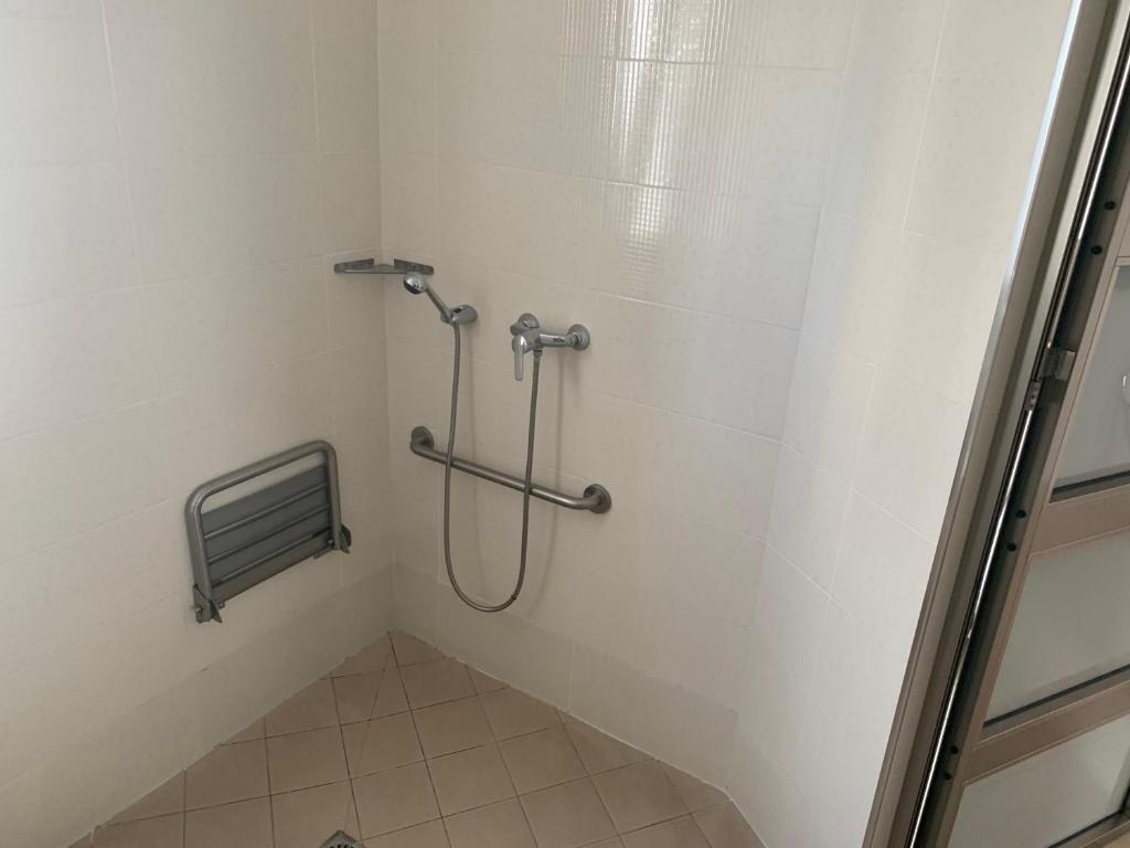 Kúpeľňa v ubytovaní Hostal Tarifa -Recepcion abierta las 24h-